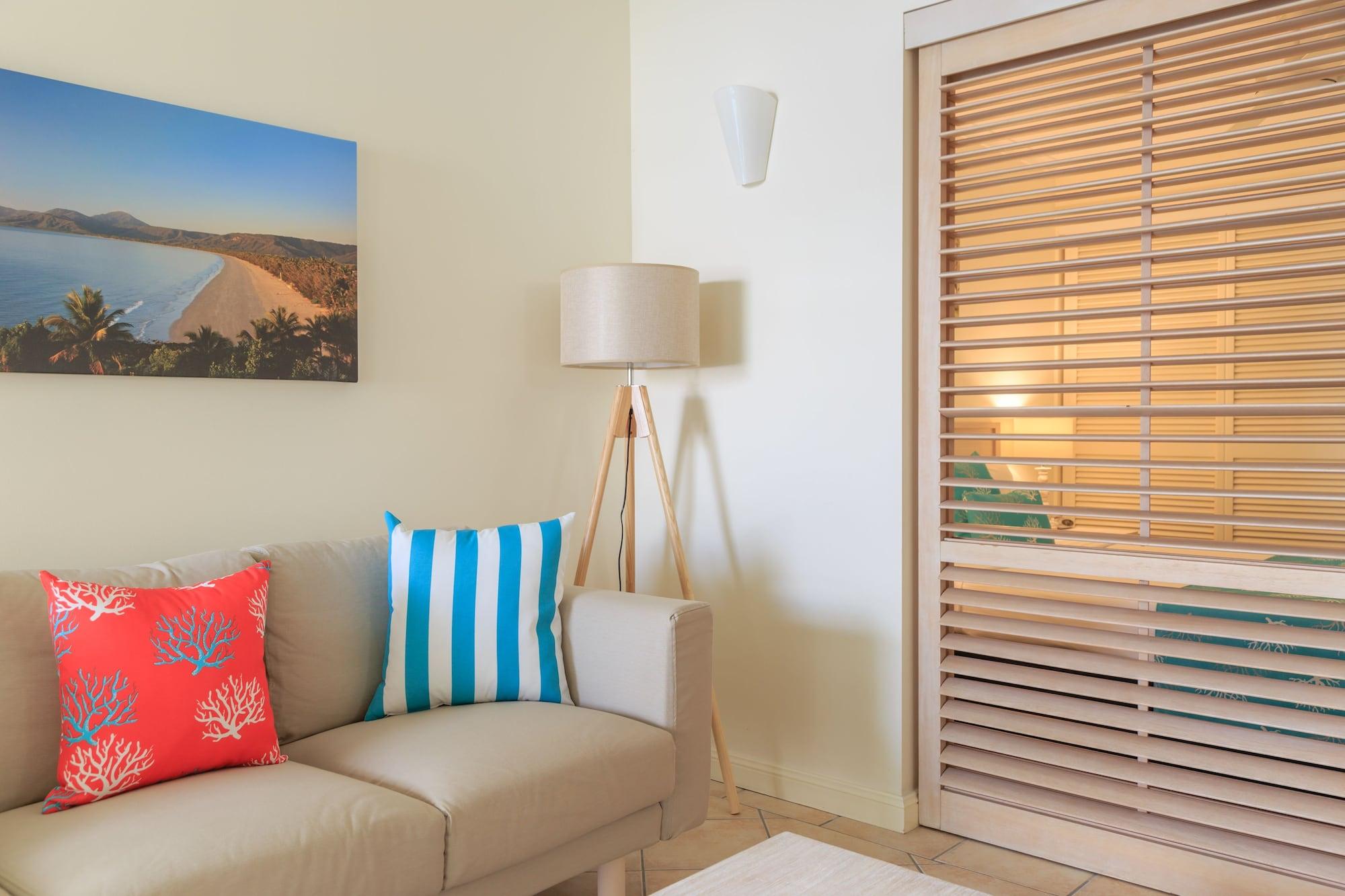 Macrossan House Boutique Holiday Apartments Port Douglas Eksteriør billede