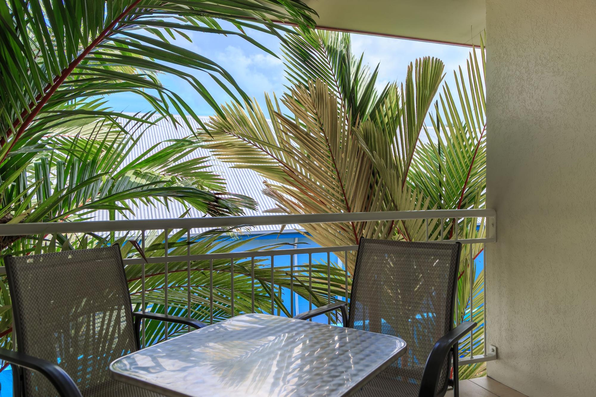 Macrossan House Boutique Holiday Apartments Port Douglas Eksteriør billede
