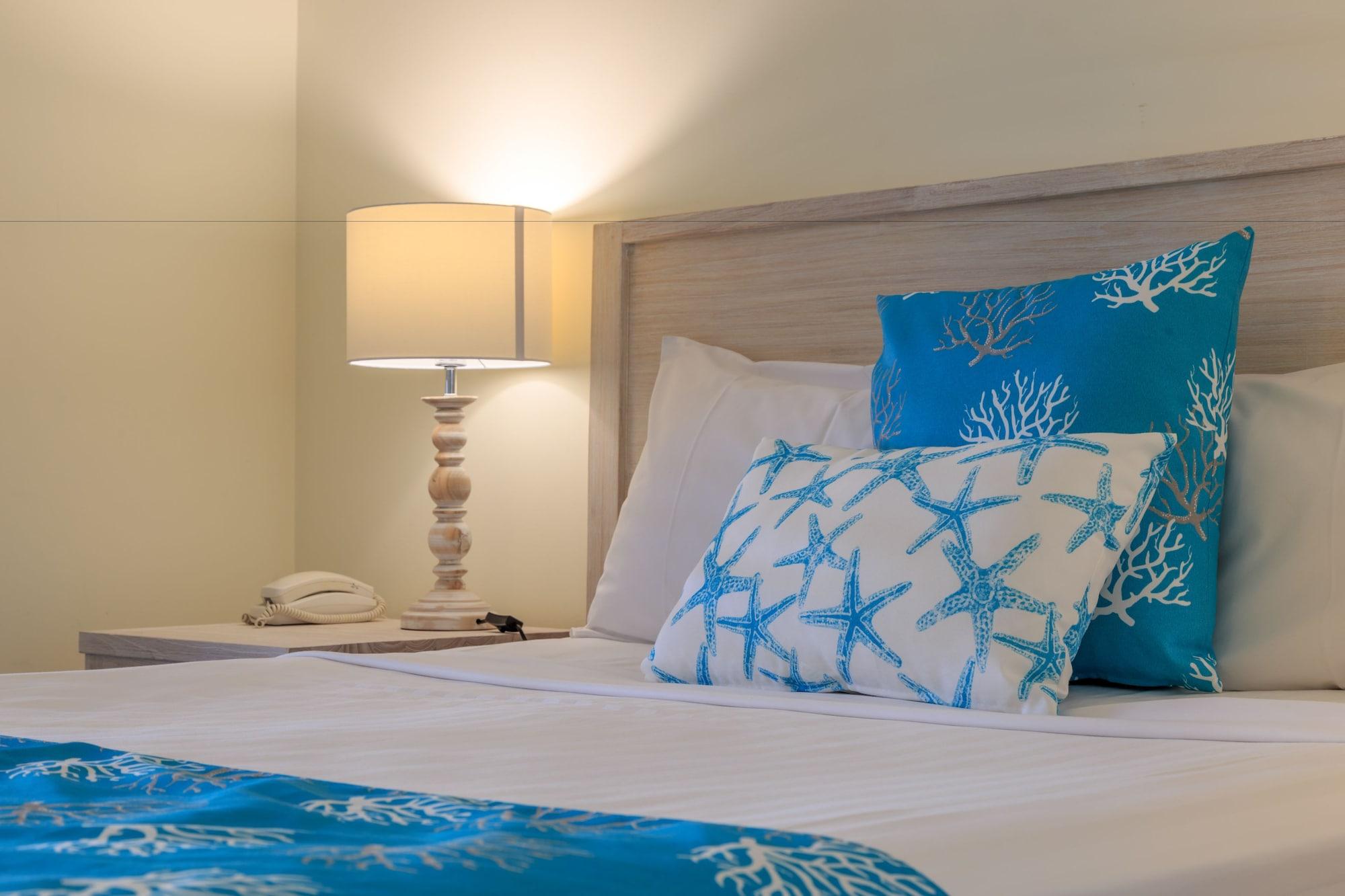 Macrossan House Boutique Holiday Apartments Port Douglas Eksteriør billede