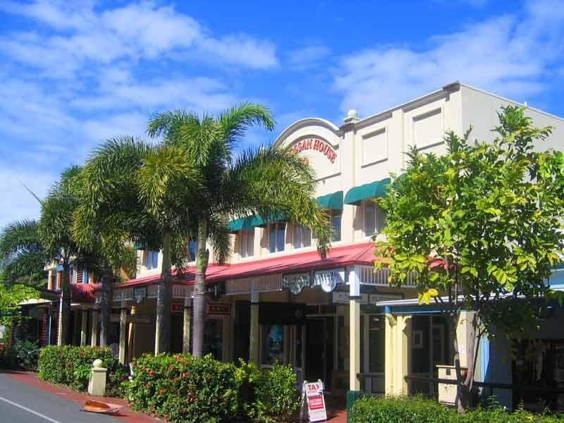 Macrossan House Boutique Holiday Apartments Port Douglas Eksteriør billede