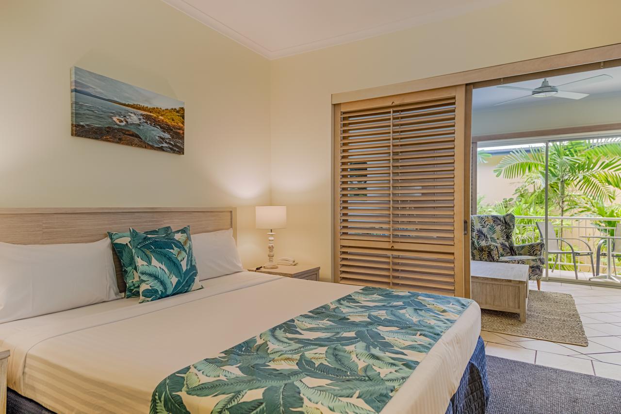 Macrossan House Boutique Holiday Apartments Port Douglas Eksteriør billede