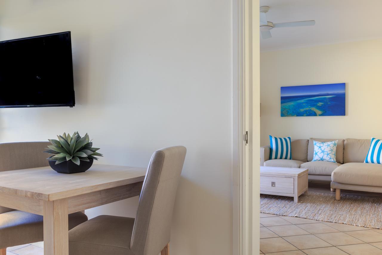 Macrossan House Boutique Holiday Apartments Port Douglas Eksteriør billede