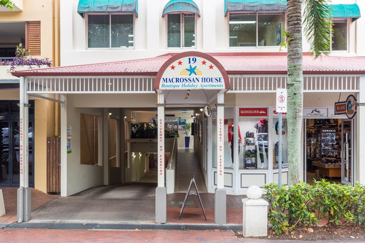 Macrossan House Boutique Holiday Apartments Port Douglas Eksteriør billede
