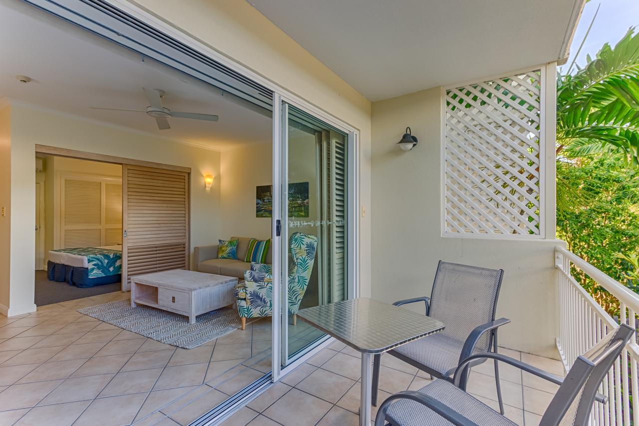 Macrossan House Boutique Holiday Apartments Port Douglas Eksteriør billede