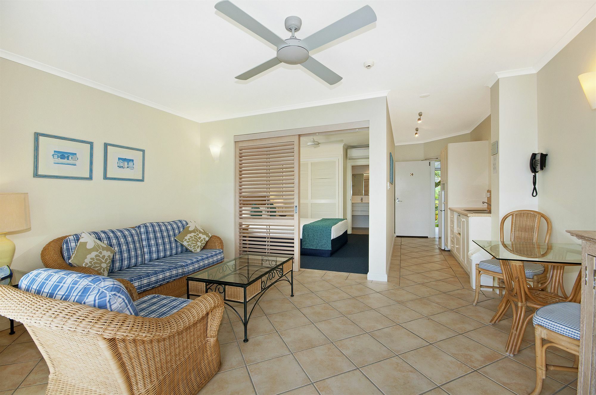 Macrossan House Boutique Holiday Apartments Port Douglas Eksteriør billede