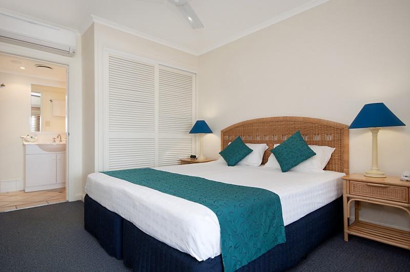 Macrossan House Boutique Holiday Apartments Port Douglas Eksteriør billede